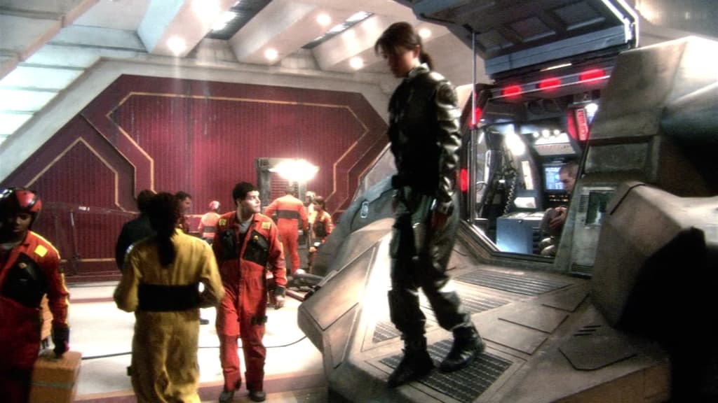 An image from Battlestar Galactica Season 1 Episode 2